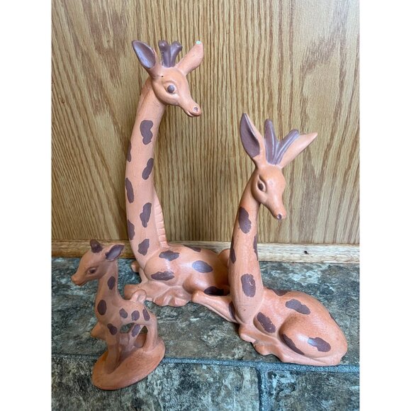 Vintage 1965 Set Of 3 Handmade Ceramic Giraffes 2 Seating 1 Standing Orange - Picture 2 of 7